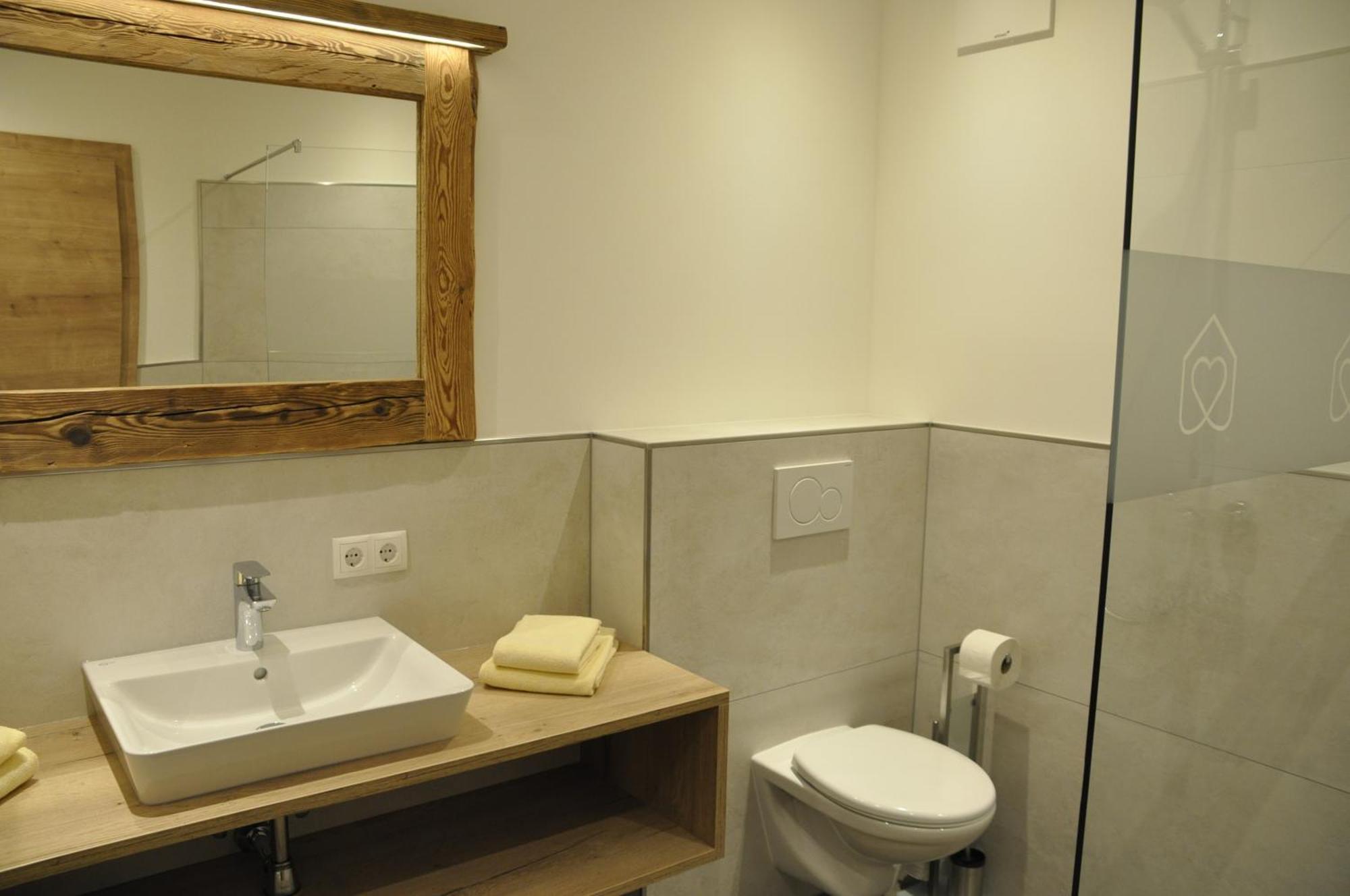 Herzis Appartements Wagrain Rom bilde
